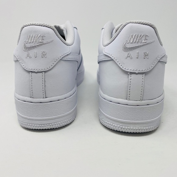 Nike Women’s Air Force 1 - Picture 2 of 5